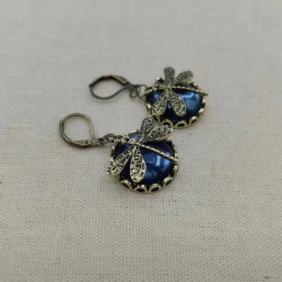 Dragonfly earrings - Picture 1 of 3